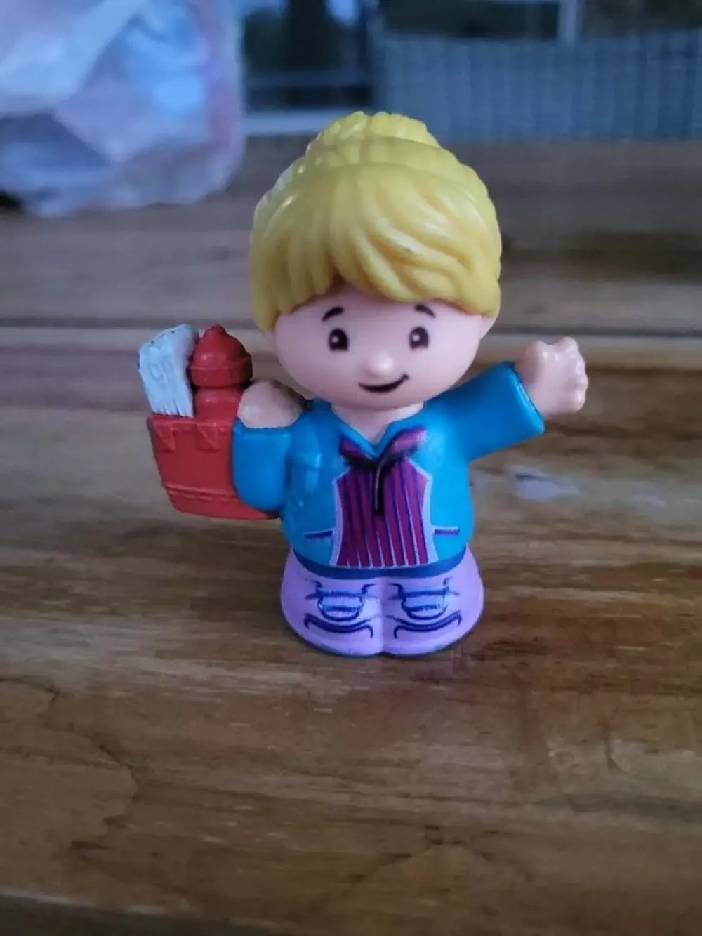 Fisher-Price Little People Blonde Mom Figure with Diaper Bag